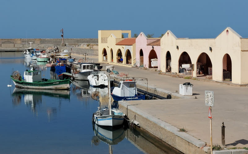 Hafen von Buggerru Sardinien 