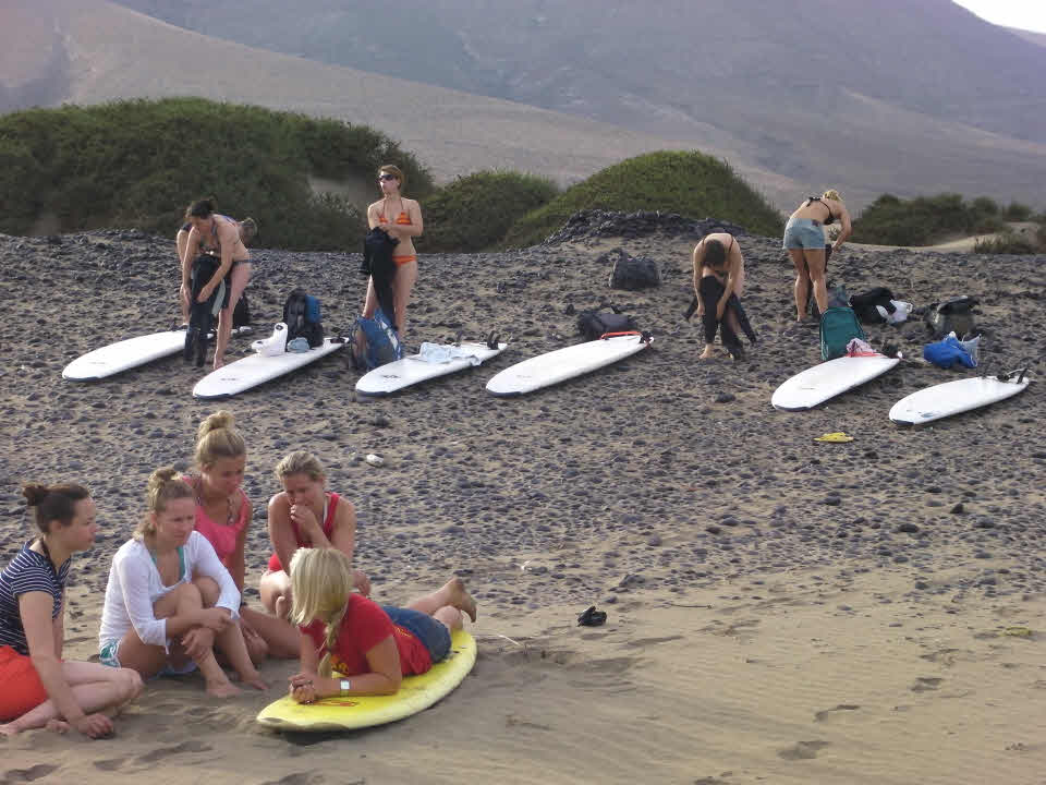 Surfschule Girls Famara