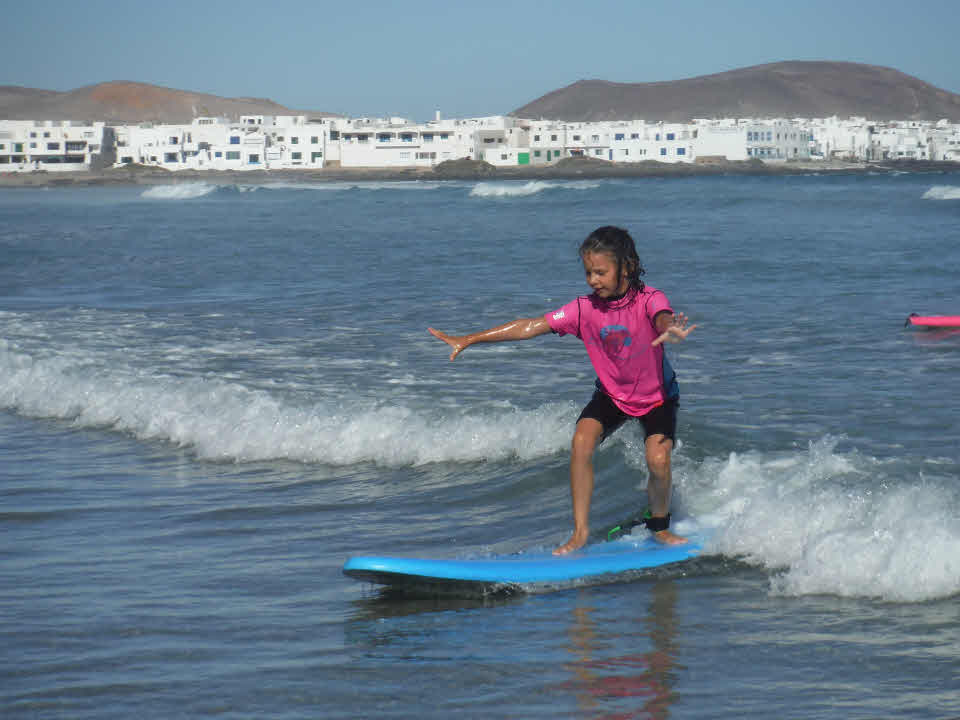 Surfkurs für Kinder Lanzarote