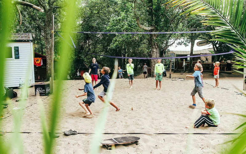 Familie Beachvolleyball 