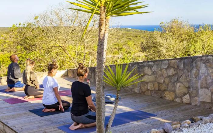 Yoga in der Surflodge